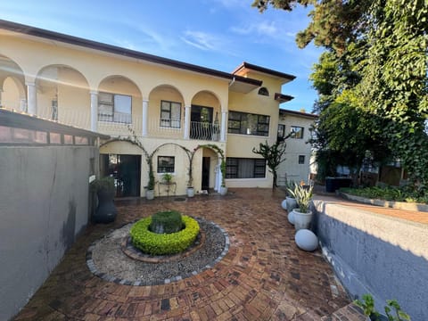 Welgemoed Villa Bed and Breakfast in Cape Town