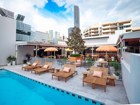 Balcony/Terrace, Lounge or bar, Swimming pool, sunbed