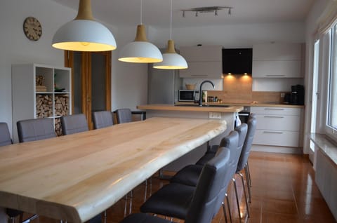 Kitchen or kitchenette, Kitchen or kitchenette, Dining area