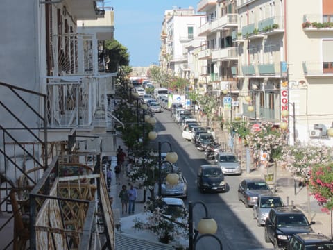 Property building, Balcony/Terrace
