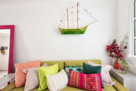 Menta II in Naousa with free parking Paros House in Naousa