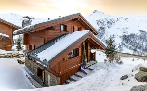 Facade/entrance, Winter, Garden, Ski School, Skiing, Balcony/Terrace, Mountain view