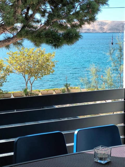 Beachfront House Ivana with Pool - renovated 2025 House in Lika-Senj County