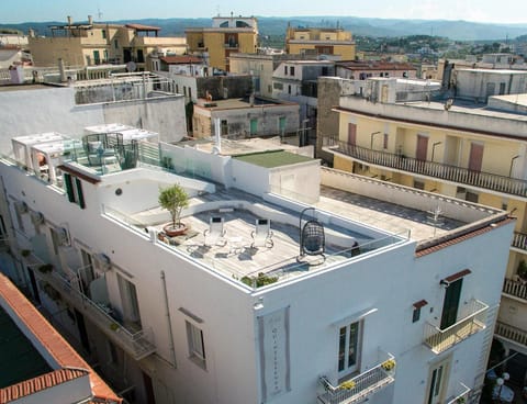 Neighbourhood, City view