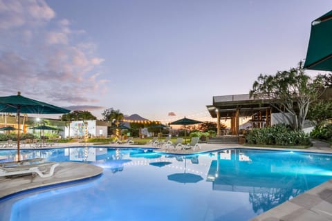 Swimming pool