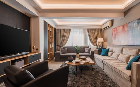 TV and multimedia, Living room, Photo of the whole room, Seating area, On site