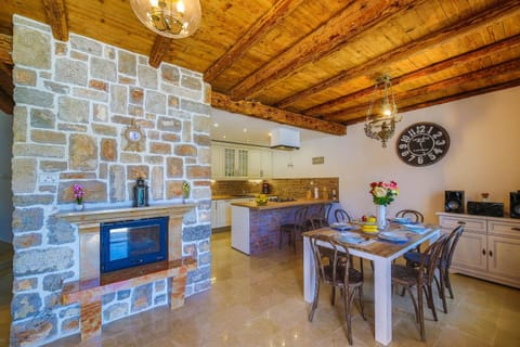 Kuća za odmor Đeni House in Split-Dalmatia County