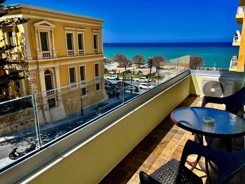 Balcony/Terrace, City view, Sea view