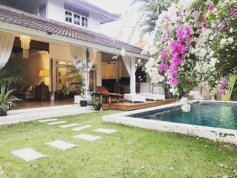 Villa Jalun Villa in Kuta