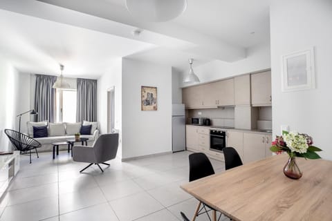 Kitchen or kitchenette, Living room, Dining area