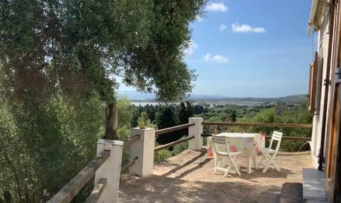 View (from property/room), Garden view, Mountain view, Sea view, Street view