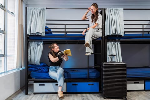 bunk bed