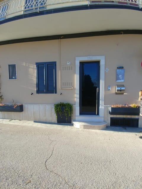 Diadumeno Superior Apartment Bed and Breakfast in Basilicata