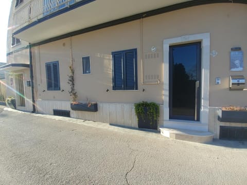 Diadumeno Superior Apartment Bed and Breakfast in Basilicata