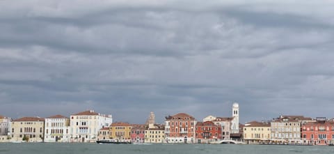 City view, River view