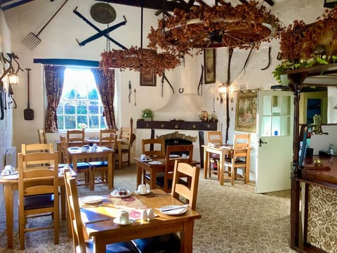 The Barn and Pinn Cottage Bed and Breakfast in East Devon District