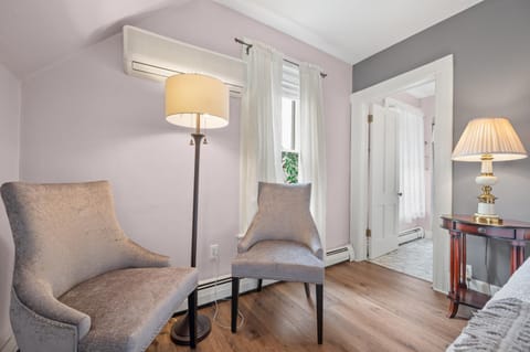 Brook Farm Inn Bed and Breakfast in Lenox