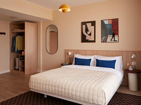 Bed, Photo of the whole room, Bedroom, wardrobe