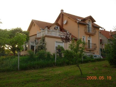 Property building, Facade/entrance, Garden view
