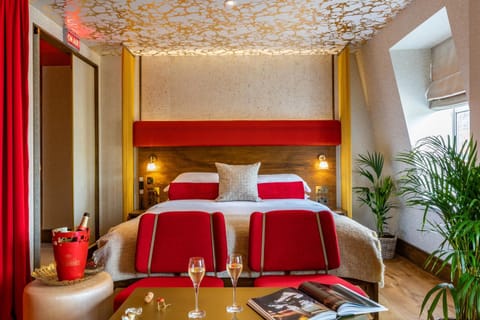 Bed, Bedroom, VIP