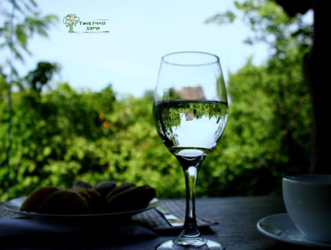 Restaurant/places to eat, Non alcoholic drinks