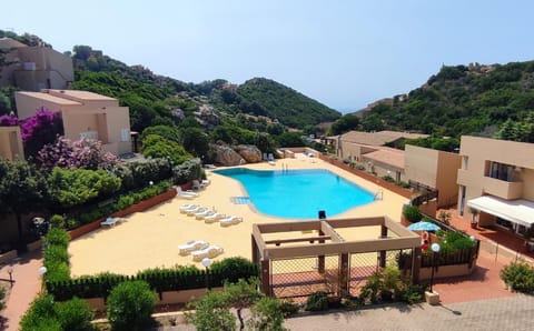 Natural landscape, Mountain view, Pool view, Swimming pool, sunbed