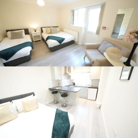 Bed, Photo of the whole room, Seating area, Bedroom