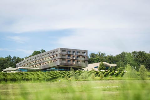 Property building, View (from property/room), View (from property/room), Garden view, Garden view