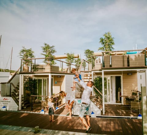 Balcony/Terrace, Sea view, Family