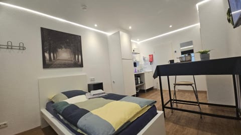 Bed, Photo of the whole room