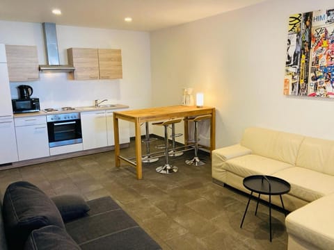 Living room, Seating area, Dining area, kitchen