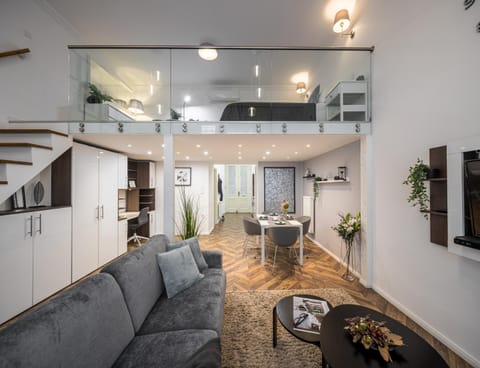 Living room, Photo of the whole room, Seating area