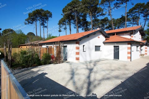 Property building, Parking