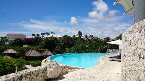 Day, Natural landscape, Sea view, Swimming pool, sunbed