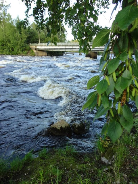 Nearby landmark, Natural landscape