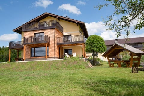 Ferienwohnungen Schöbringer Bed and Breakfast in Salzburgerland