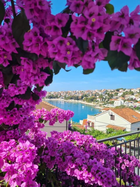 Apartmani Anna Apartment in Okrug Gornji