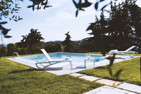 Garden, Swimming pool, Swimming pool
