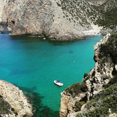 Nearby landmark, Beach, Landmark view, Mountain view, Sea view