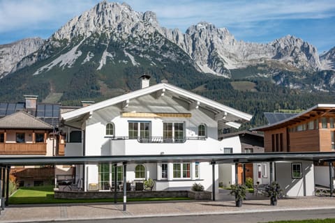 Property building, Day, Mountain view