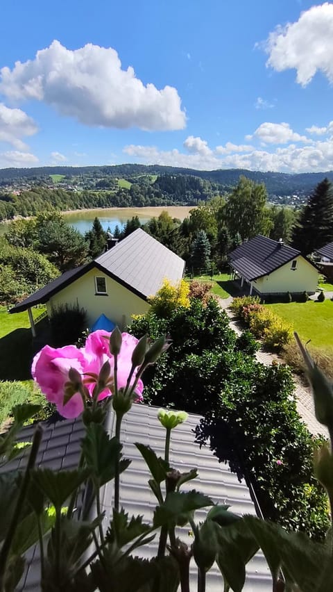 Property building, Natural landscape, Garden, Garden view, Lake view