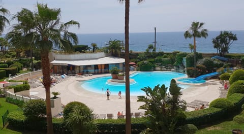 Day, On site, Pool view, Sea view, Swimming pool