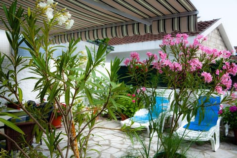 Balcony/Terrace, On site