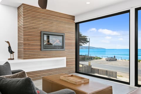 Living room, Sea view