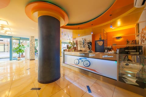 Lobby or reception, Lounge or bar