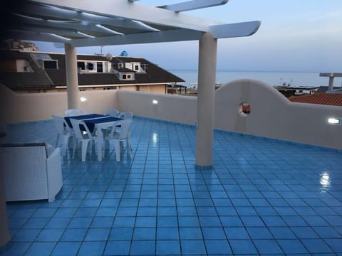 View (from property/room), Balcony/Terrace