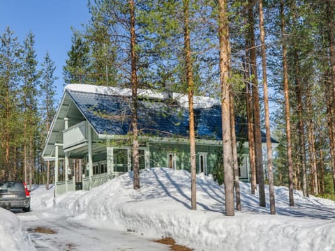 Holiday Home Huuhkalinna by Interhome House in Lapland