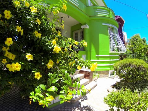 Facade/entrance, Garden, Garden