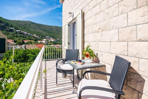 Property building, Balcony/Terrace