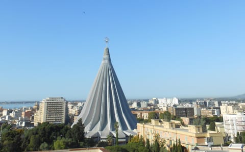 Nearby landmark